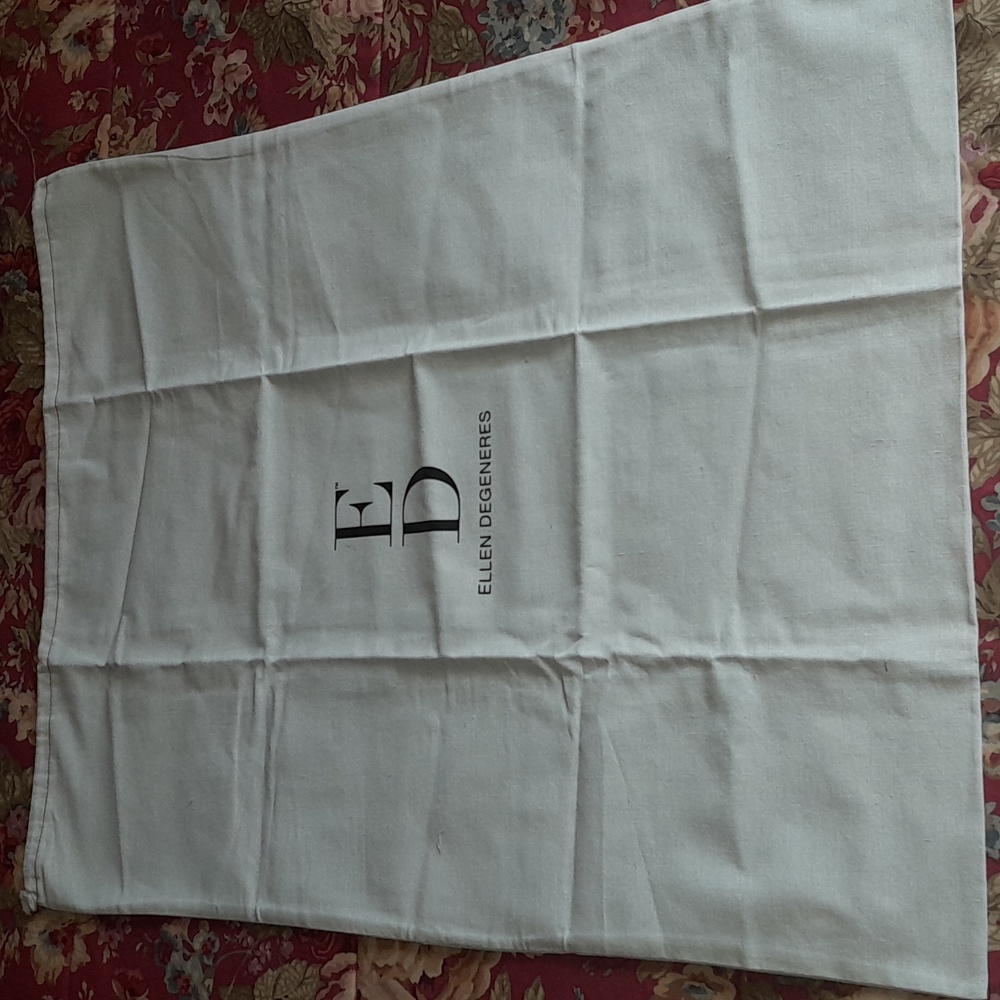 🌺ELLEN DEGENERES DUST Bag